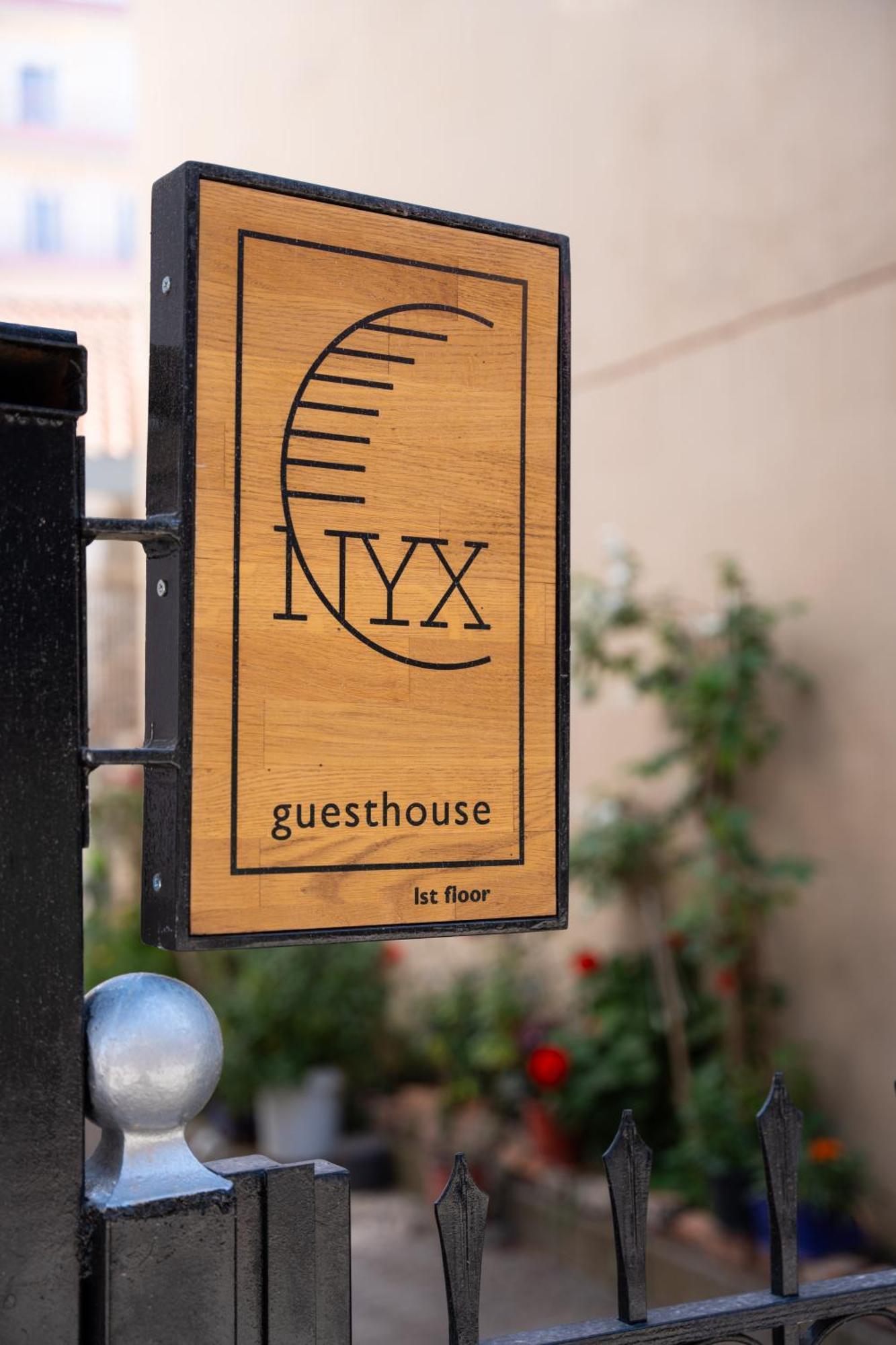 Nyx Guesthouse Tripoli Extérieur photo